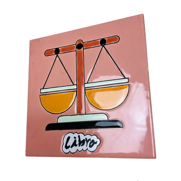 Vintage Pottery Libra Tile - Picture 2 of 5
